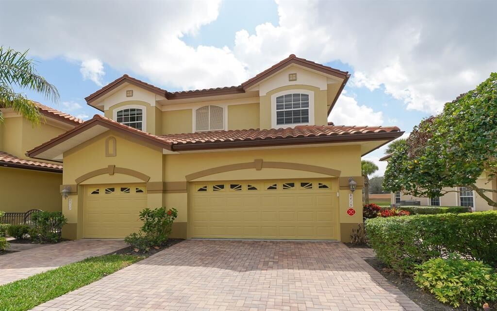 Property Photo:  8419 Miramar Way 204  FL 34202 