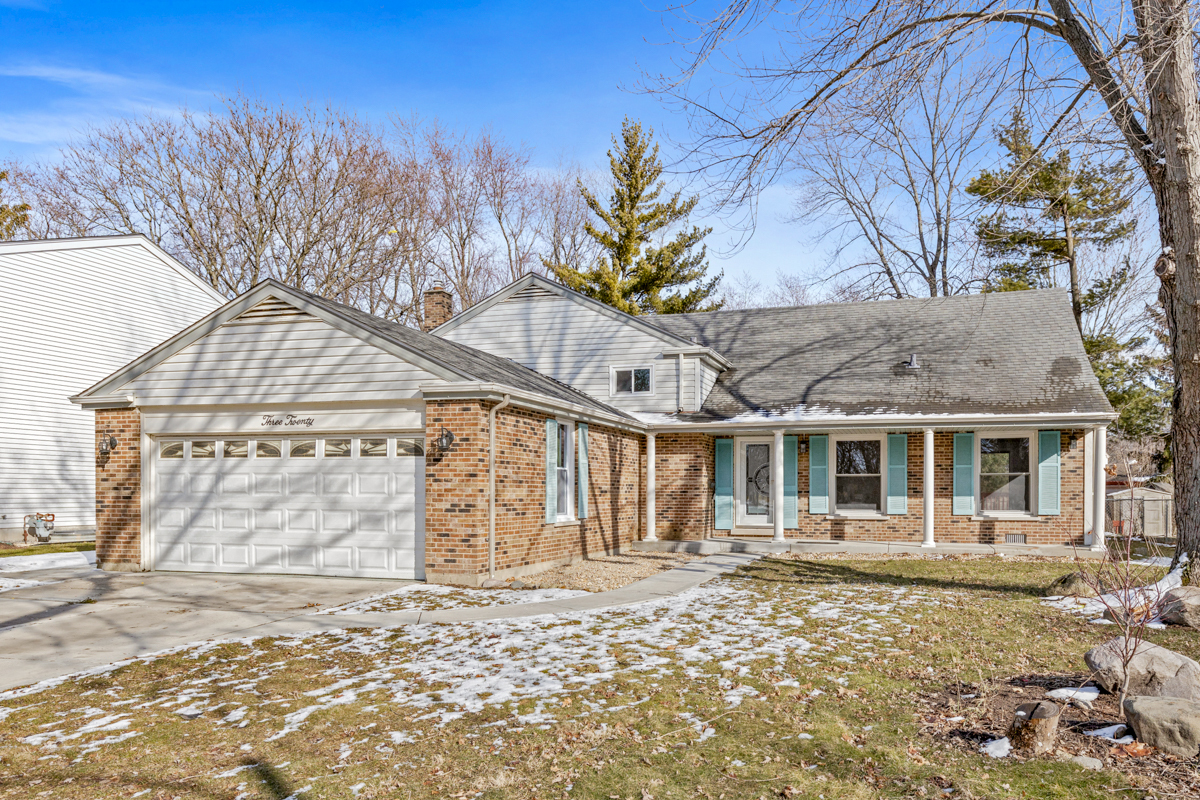 320 S Birchwood Drive  Naperville IL 60540 photo