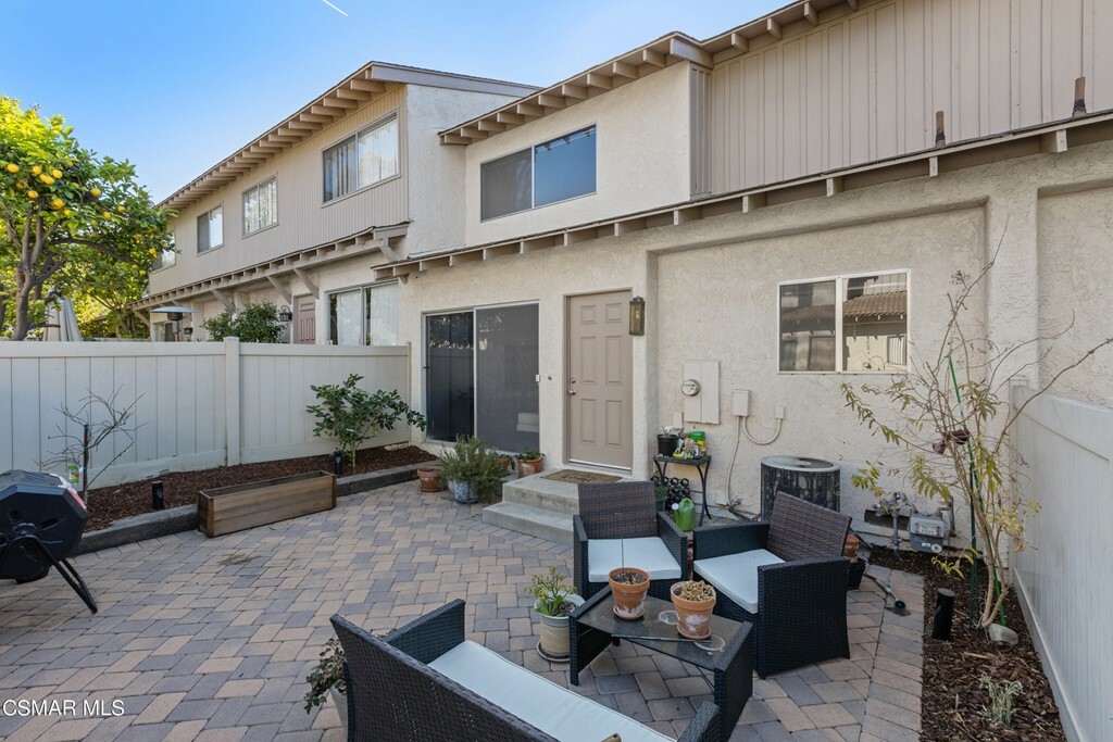 Property Photo:  1293 Alessandro Drive  CA 91320 