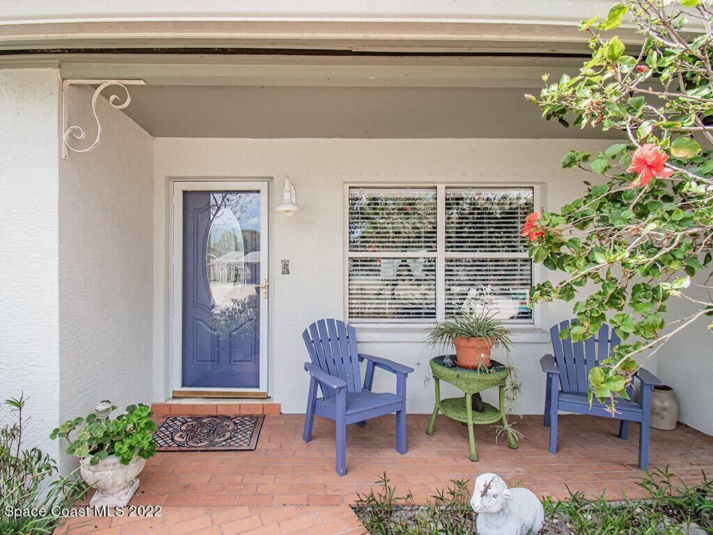 Property Photo: 1166 Firthview Drive FL 32935
