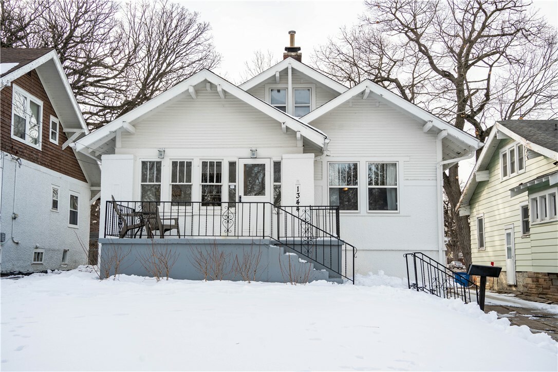 Property Photo:  1344 39th Street  IA 50311 