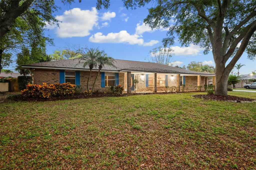 Property Photo:  5711 Hebron Lane  FL 33812 