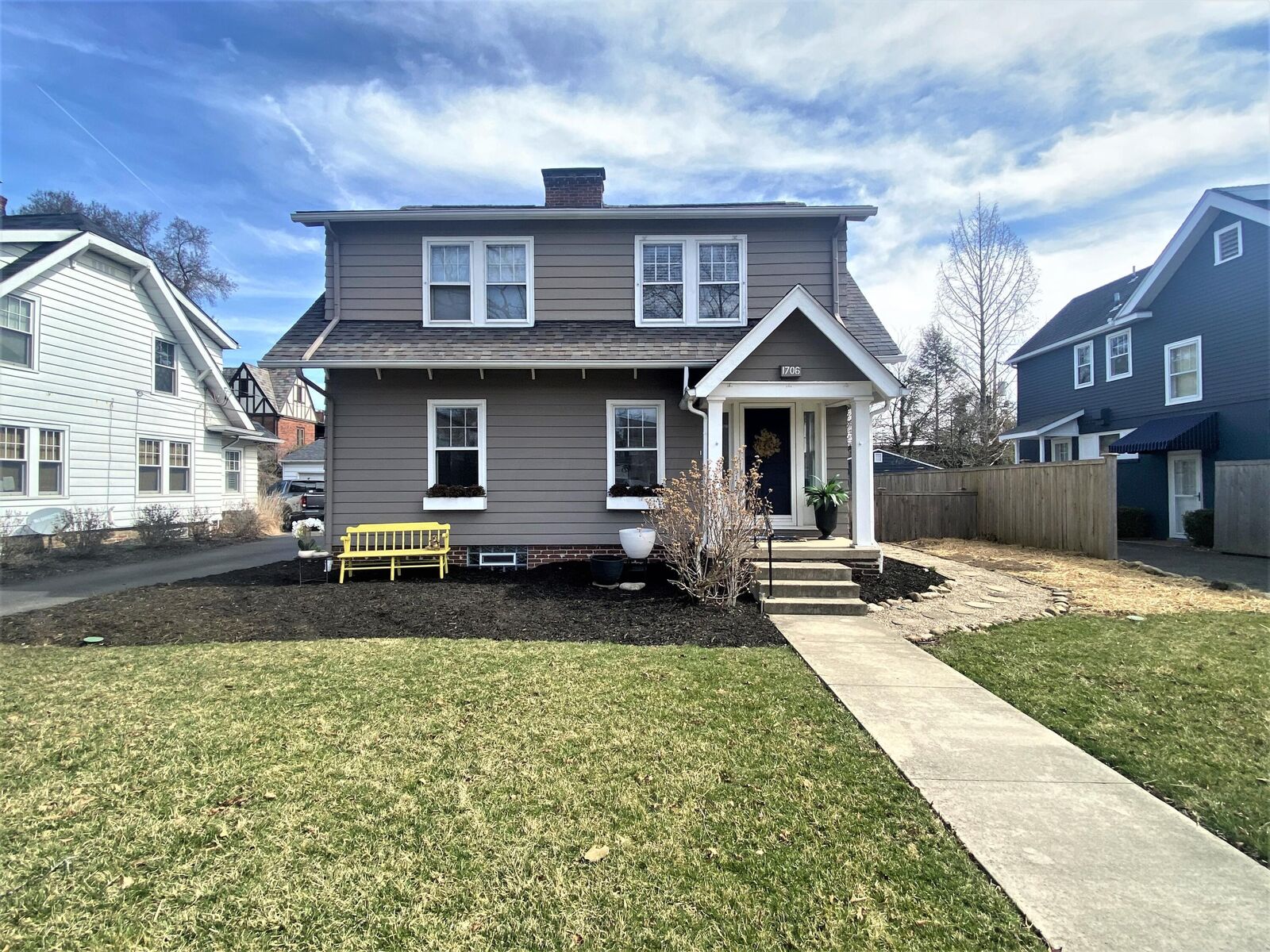 Property Photo: 1706 Andover Road OH 43212