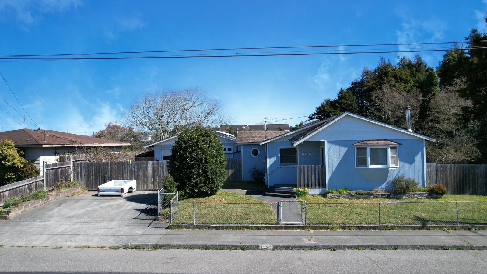 Property Photo: 3327 E Street CA 95503