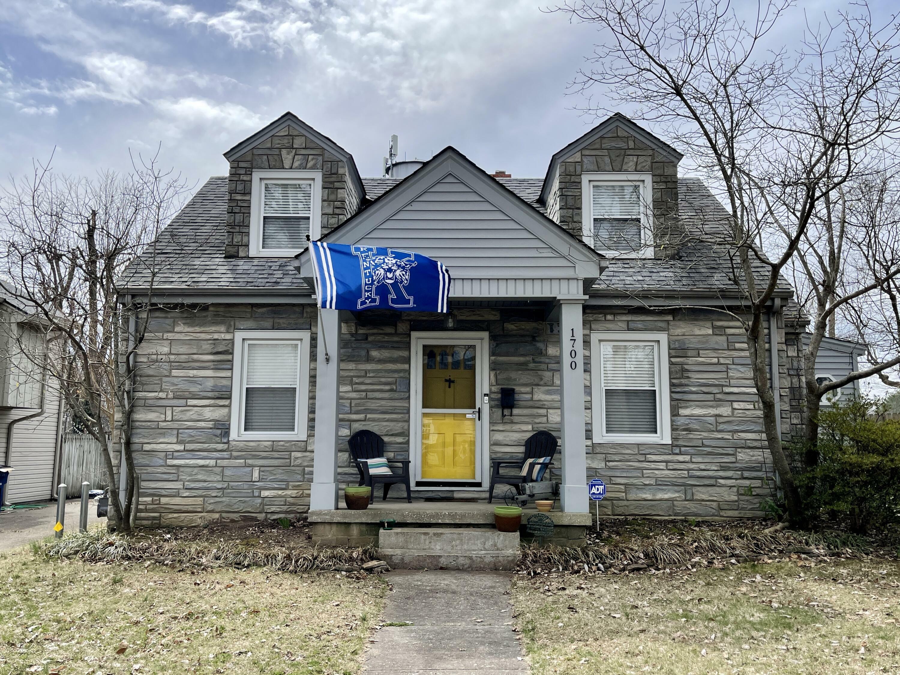 Property Photo:  1700 Courtney Avenue  KY 40505 