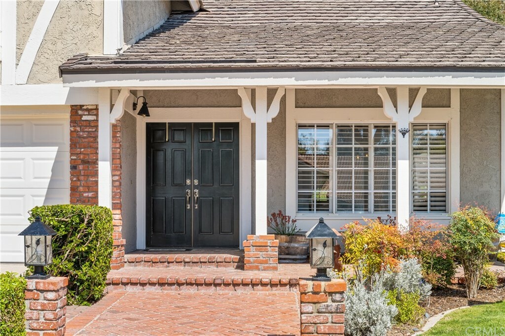 Property Photo:  20882 Paseo Pino  CA 92630 