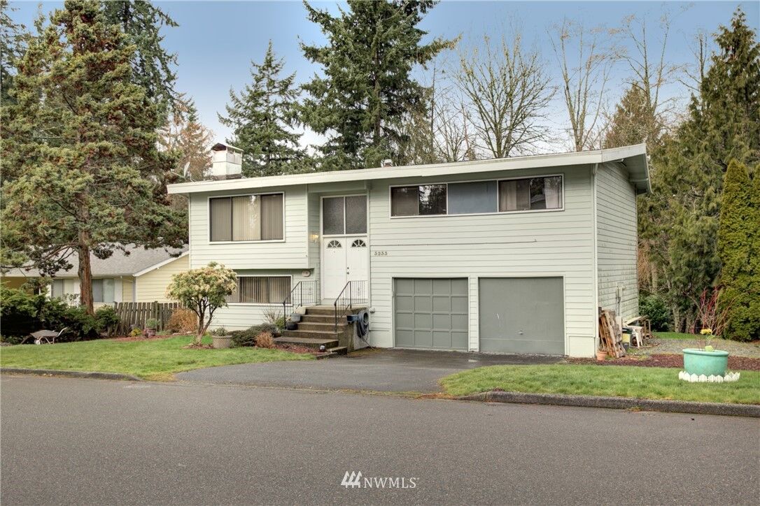 Property Photo: 3233 224th Place SW WA 98036