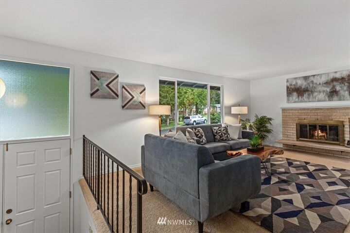 Property Photo:  21918 7th Place W  WA 98021 