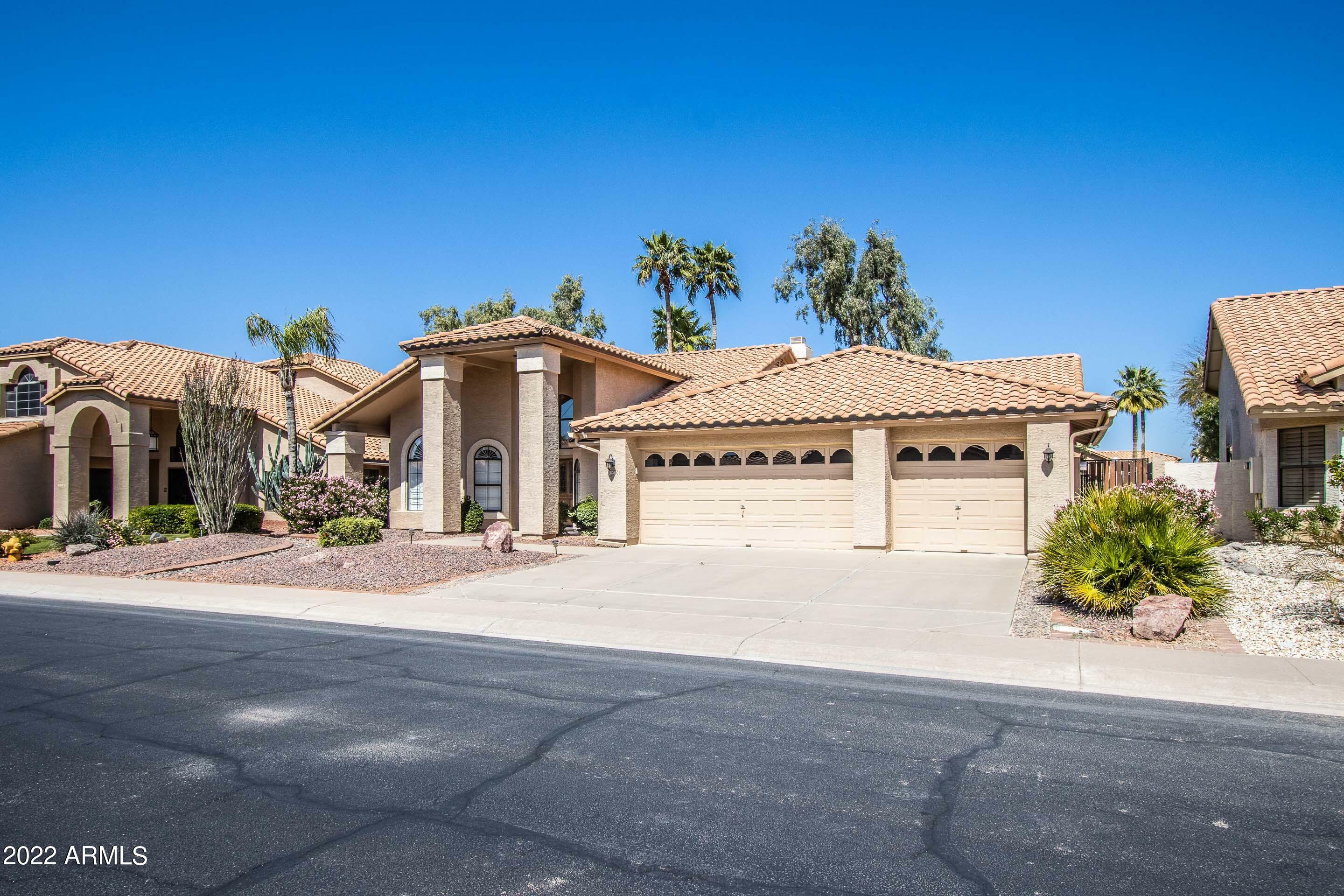 Property Photo:  950 W Sherri Drive  AZ 85233 