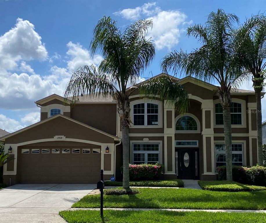 Property Photo:  13908 Eylewood Drive  FL 34787 