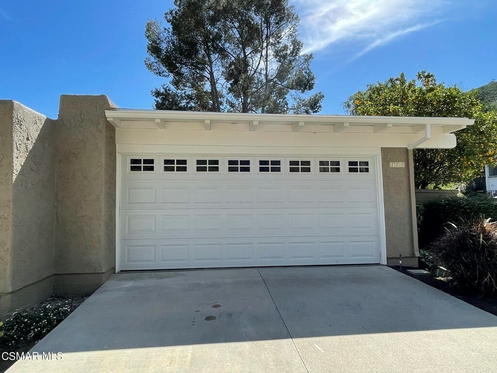 Property Photo:  129 Conifer Circle  CA 91377 