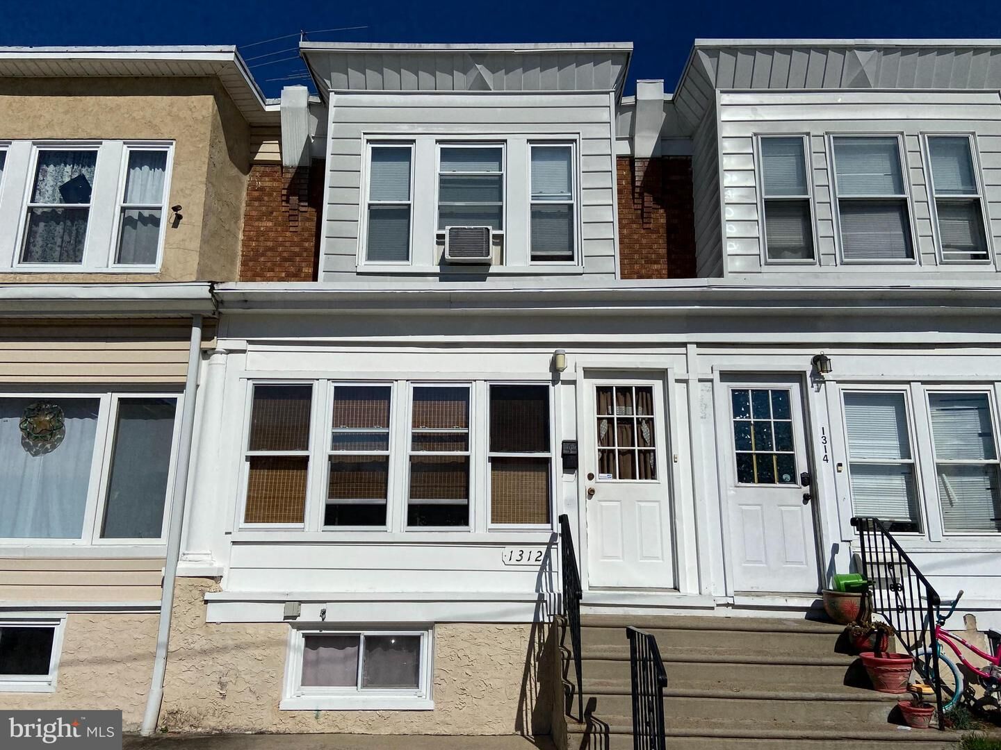 Property Photo:  1312 10th  PA 19022 
