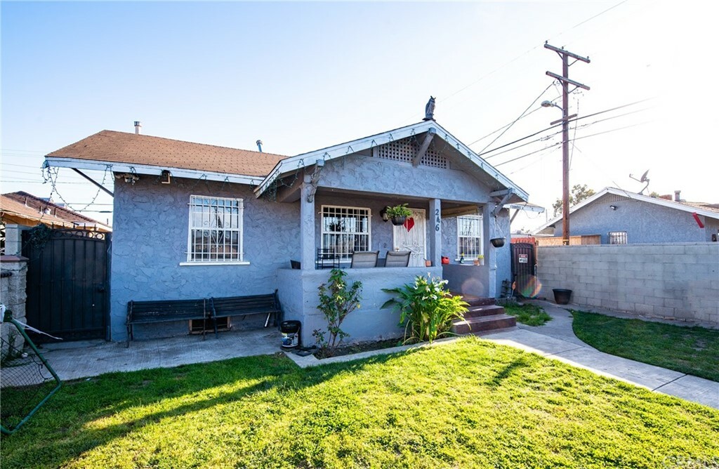 Property Photo: 246 W 91st Street CA 90003