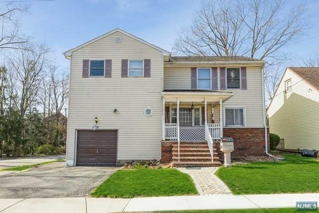 Property Photo:  135 Orchard Place  NJ 07607 