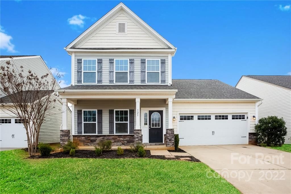 Property Photo:  121 Fesperman Circle  NC 28166 