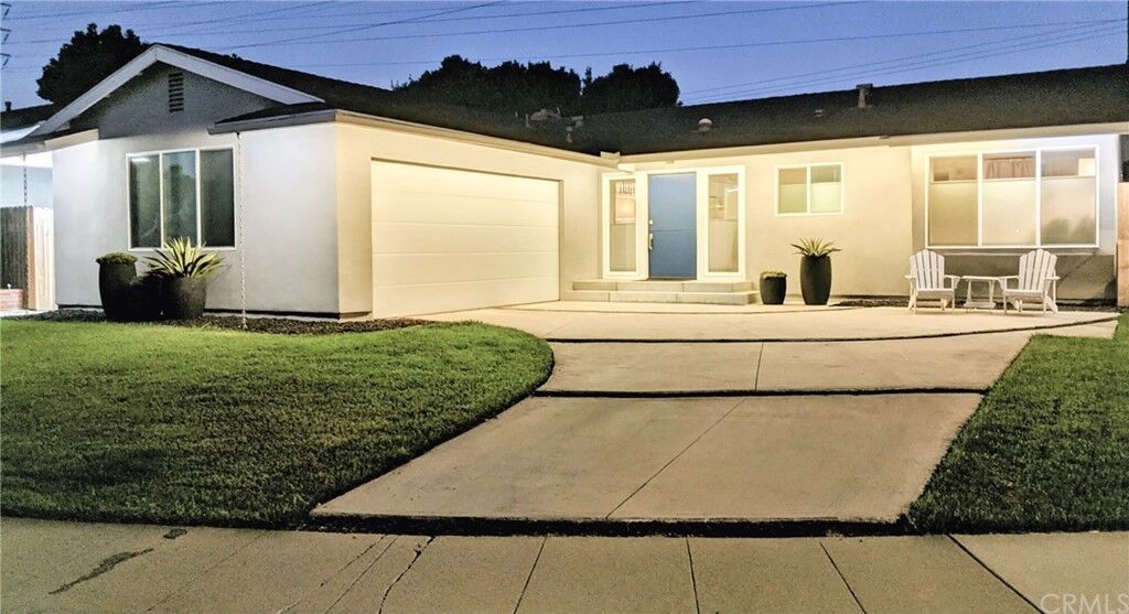 Property Photo:  16832 Lucia Lane  CA 92647 