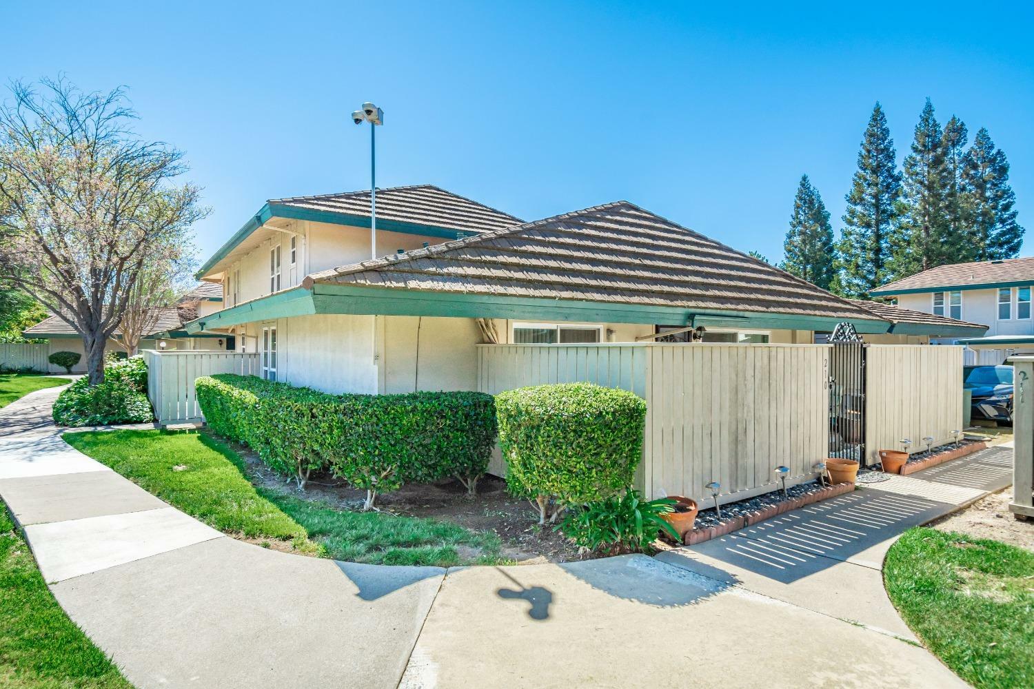 Property Photo:  210 Roundtree Court  CA 95831 