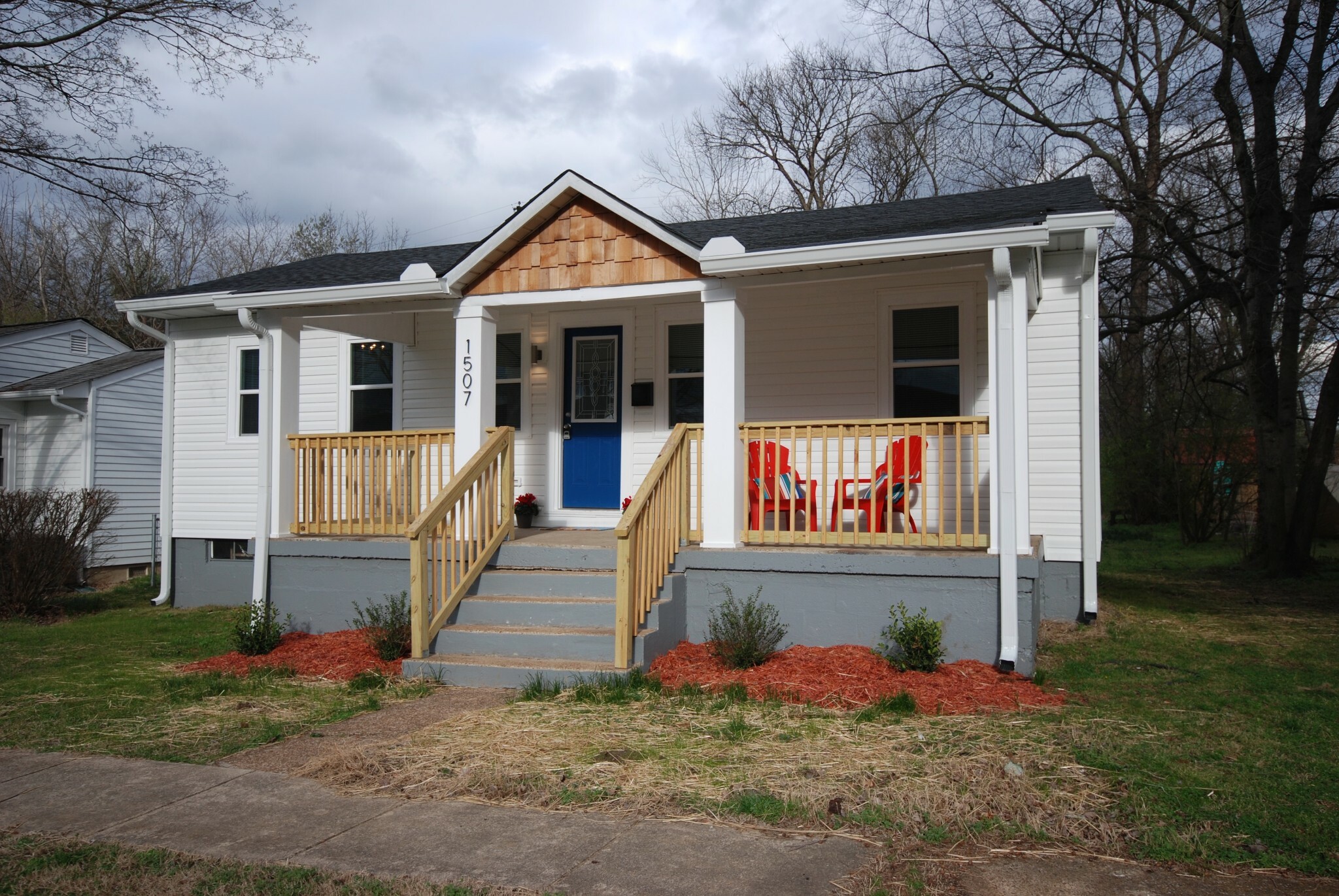 Property Photo:  1507 Debow St  TN 37138 