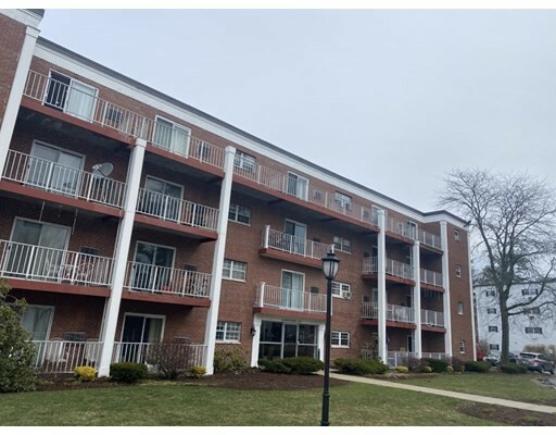 Property Photo:  46 Greentree 16  MA 02190 