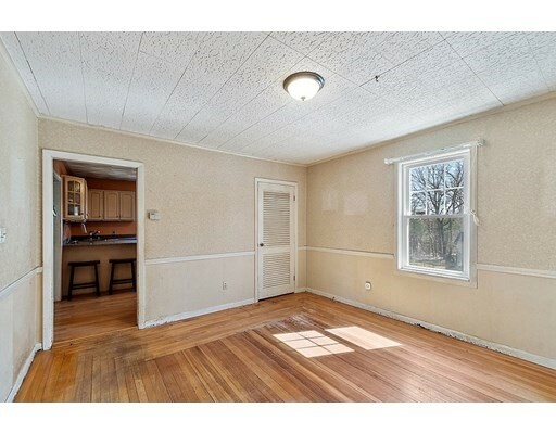 Property Photo:  26 Ripley Street  MA 01863 