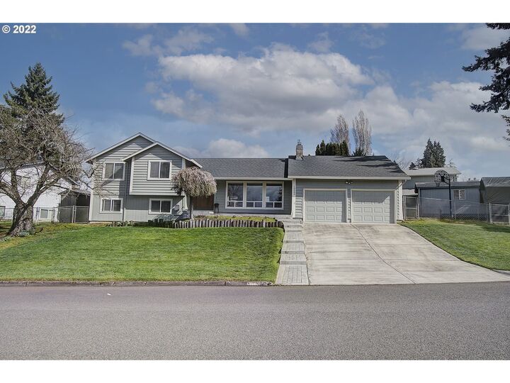 10005 NW 4th Ave  Vancouver WA 98685 photo