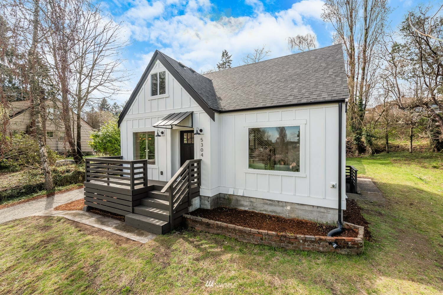 Property Photo:  5304 N Defiance Street  WA 98407 