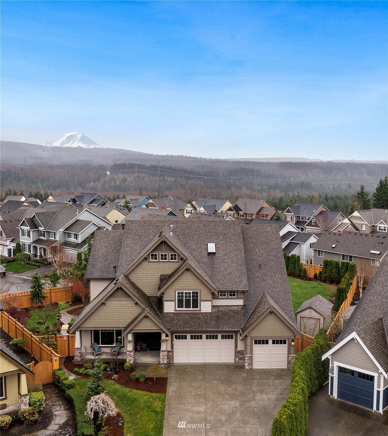 Property Photo: 27498 254th Place SE WA 98038