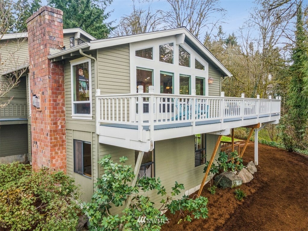 Property Photo: 7071 NE 163rd Street WA 98028