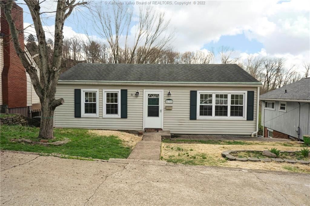 Property Photo:  131 Swarthmore Avenue  WV 25302 