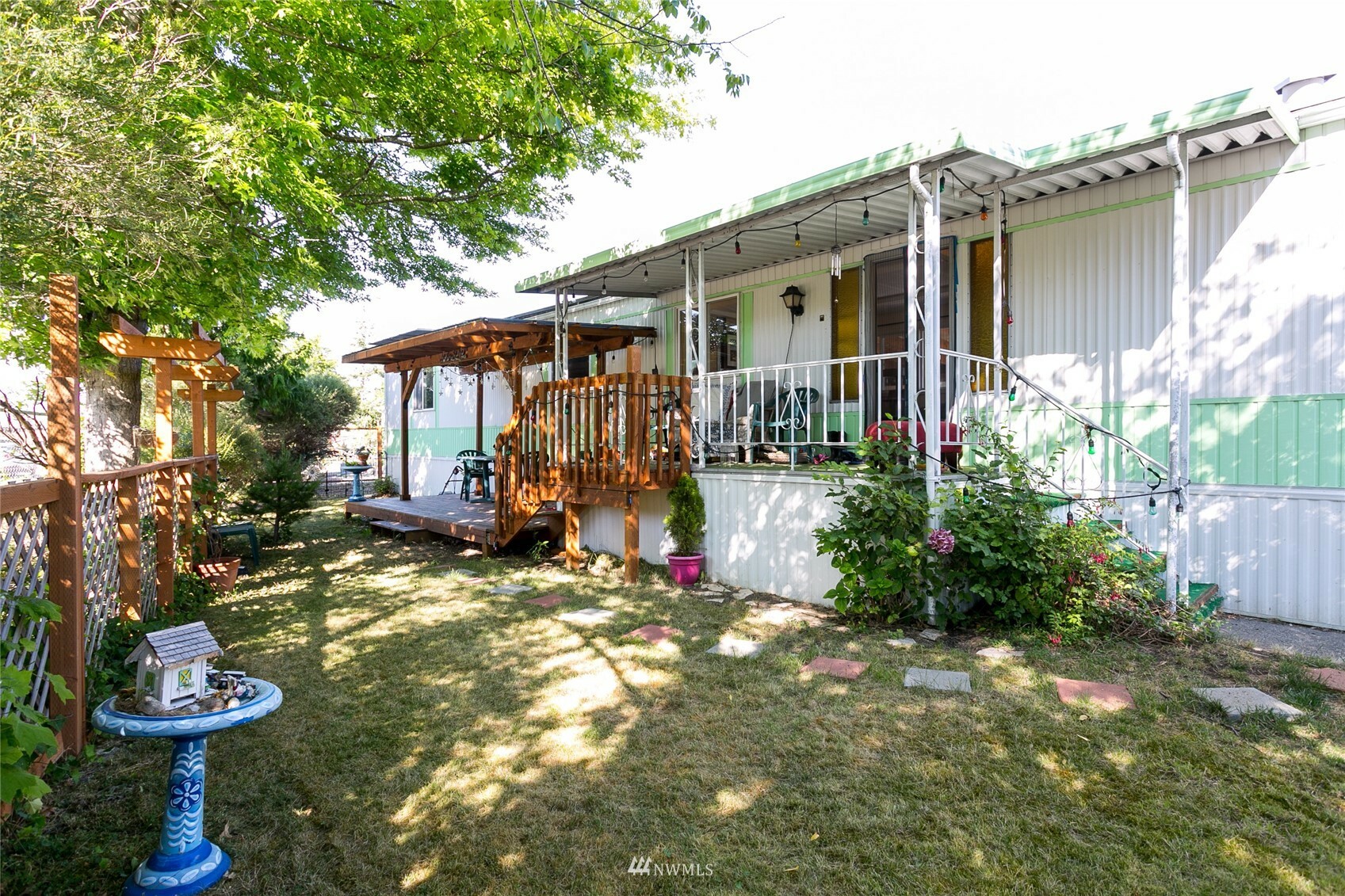 Property Photo:  1200 Lincoln Street 410  WA 98229 