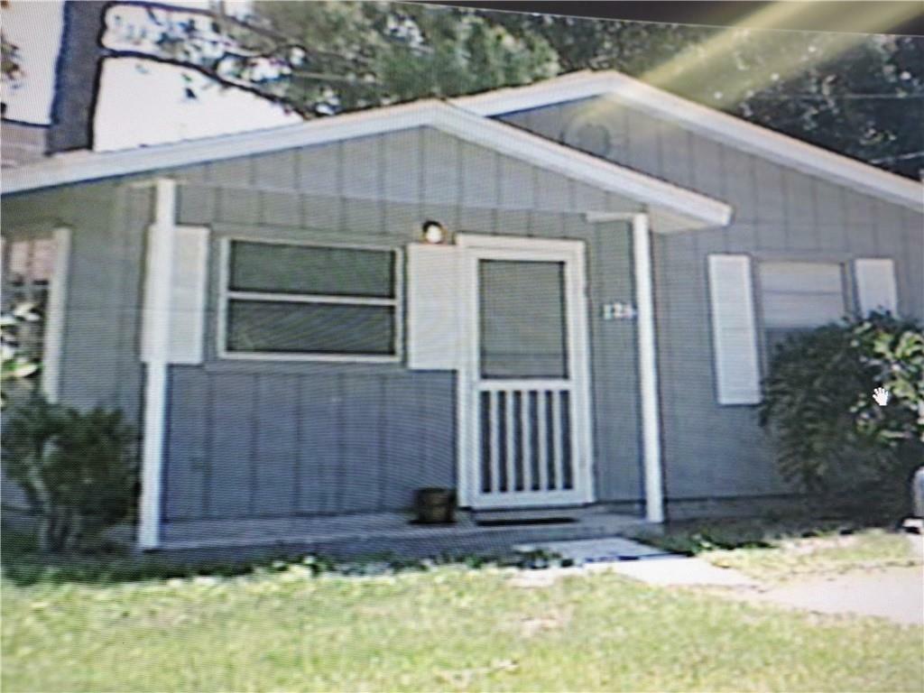 Property Photo:  126 47th Avenue  FL 32968 