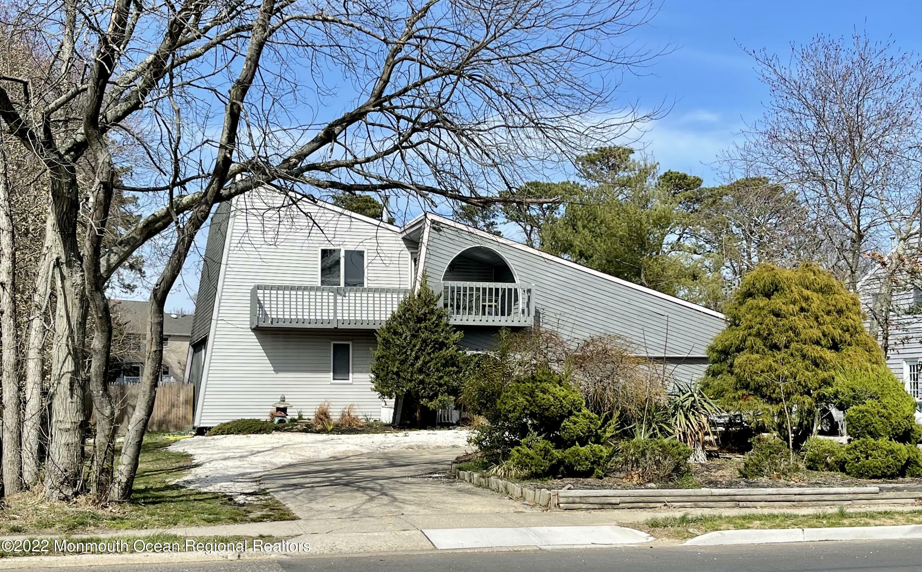 Property Photo:  214 Silver Bay Road  NJ 08753 