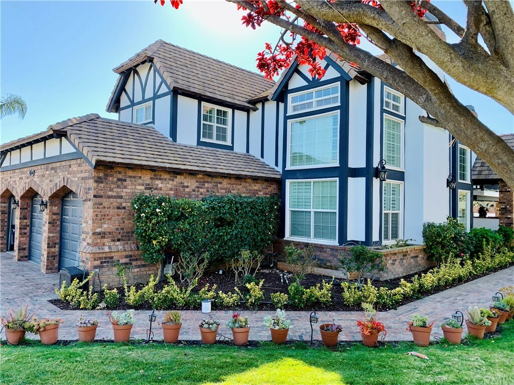 Property Photo: 19595 Woodlands Drive CA 92648