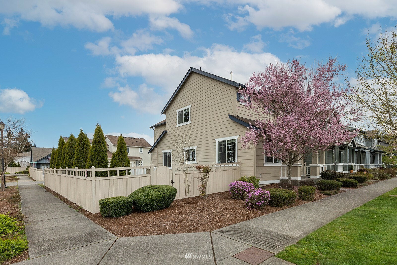 Property Photo:  5800 Balustrade Boulevard SE  WA 98513 