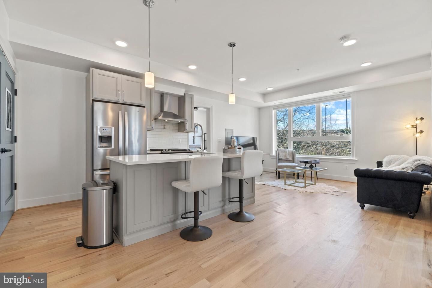 Property Photo:  1005 Bryant Street NE 4  DC 20018 