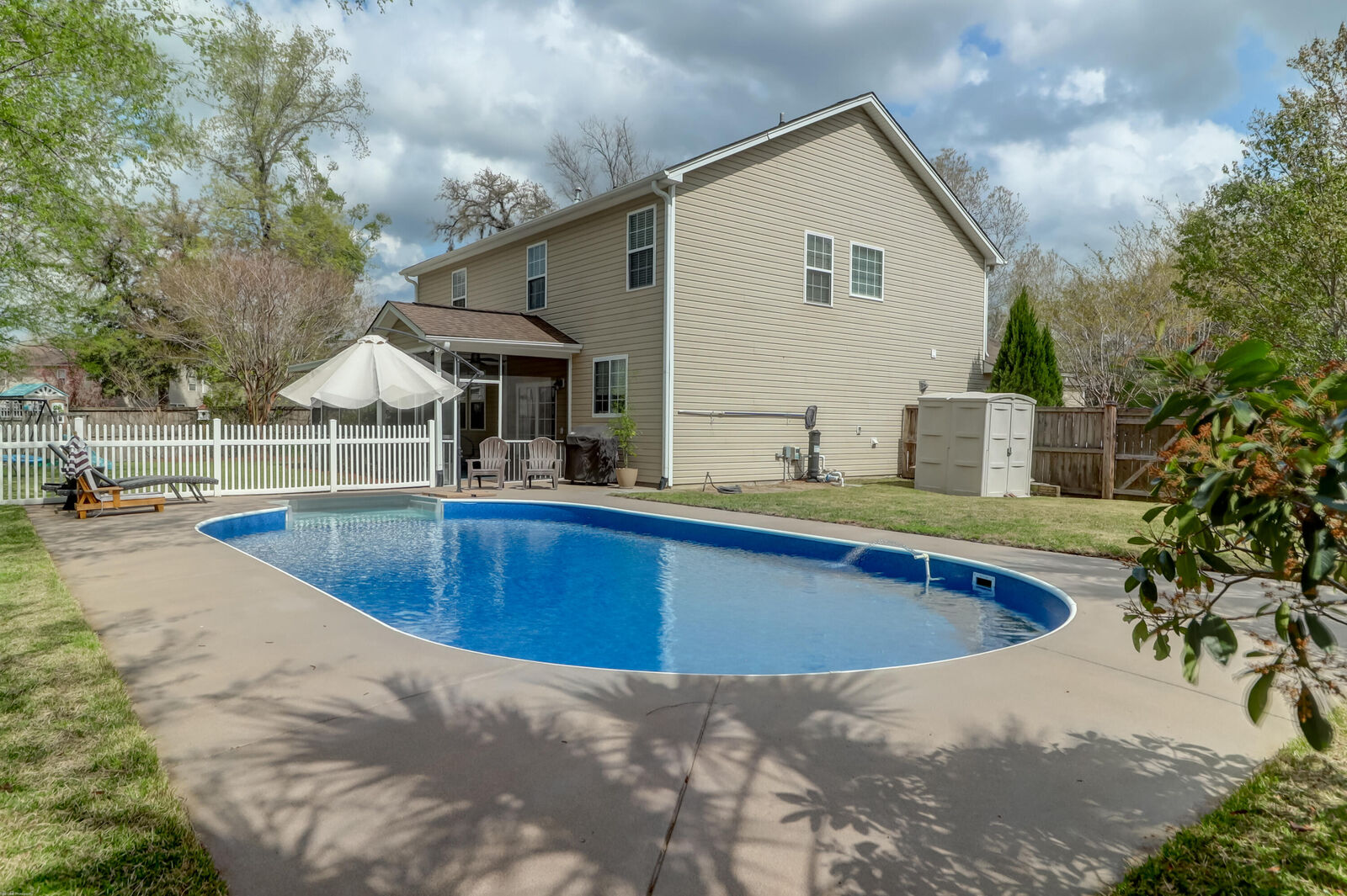 Property Photo:  716 Professor Drive  SC 29456 
