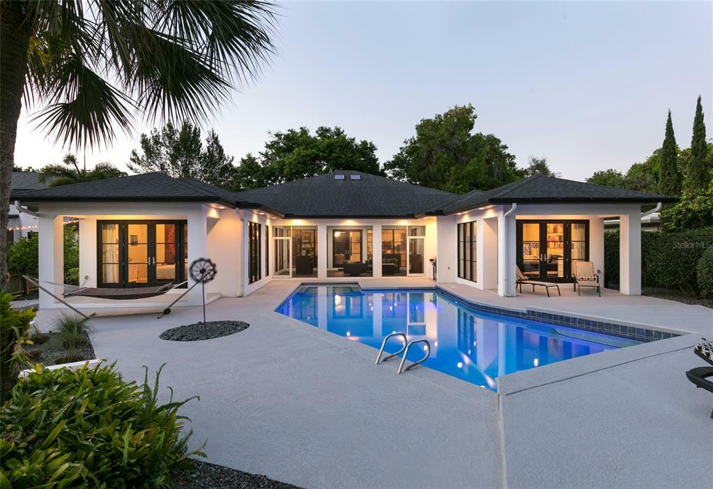 Property Photo: 1056 Howell Branch Road FL 32789