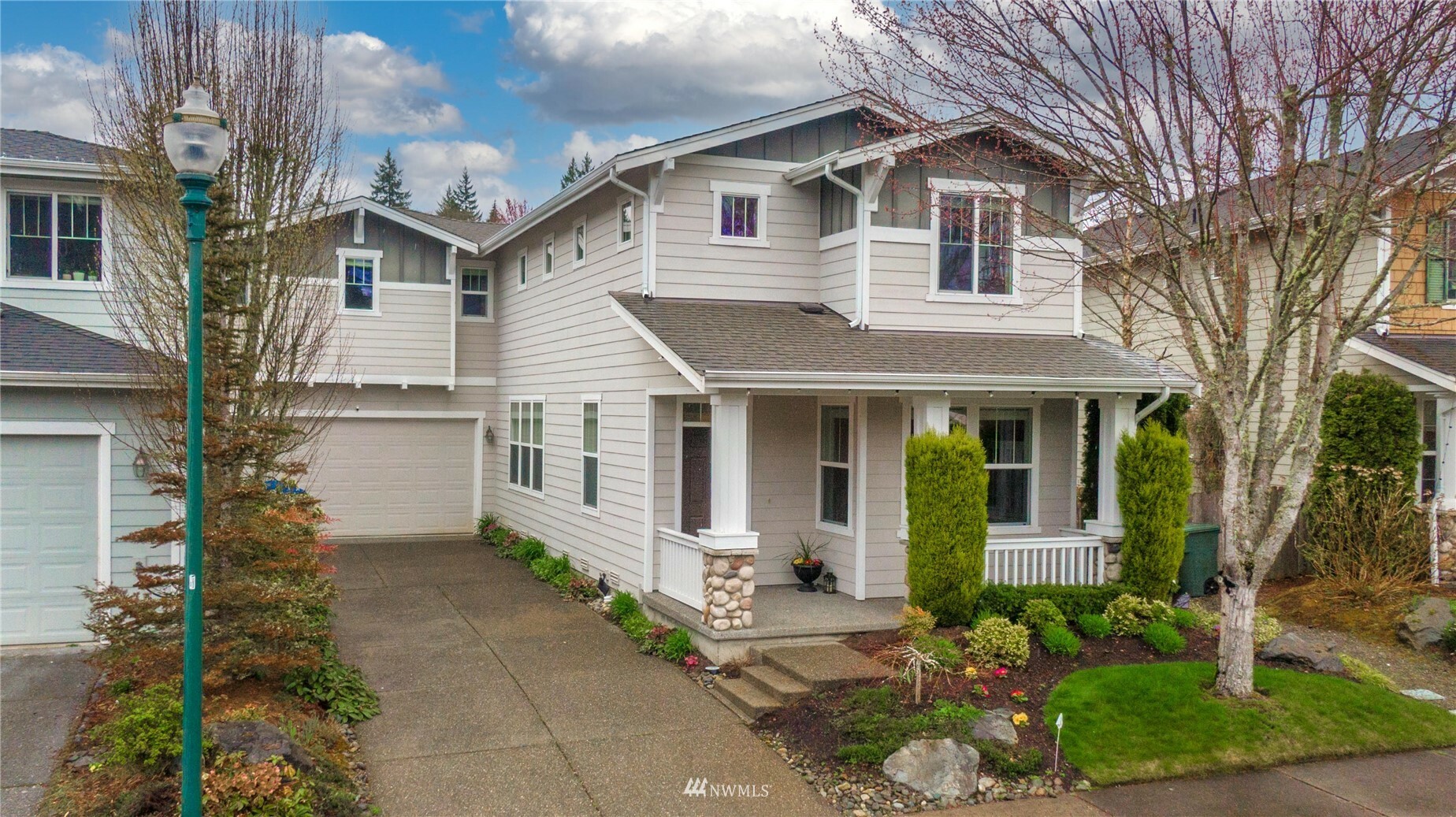 Property Photo:  24016 SE 23rd Street  WA 98075 