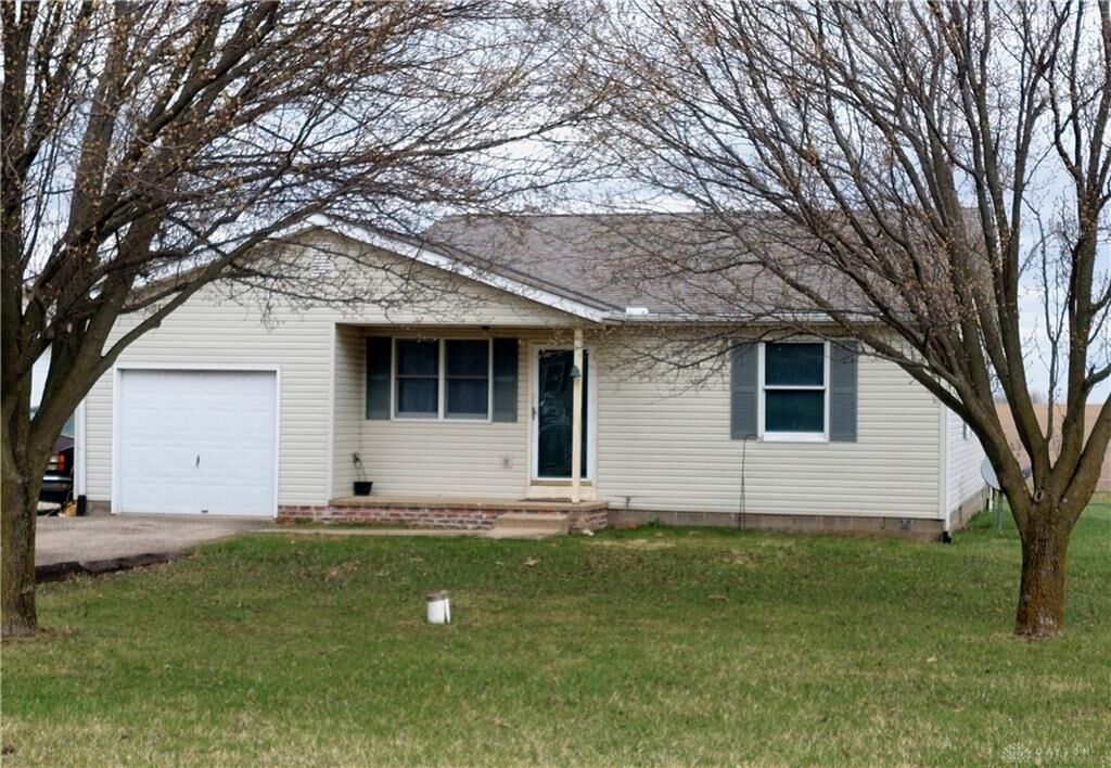 Property Photo:  8657 Davisson Road  OH 43044 