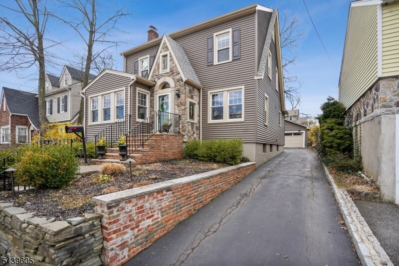 Property Photo:  43 Morningside Rd  NJ 07044 