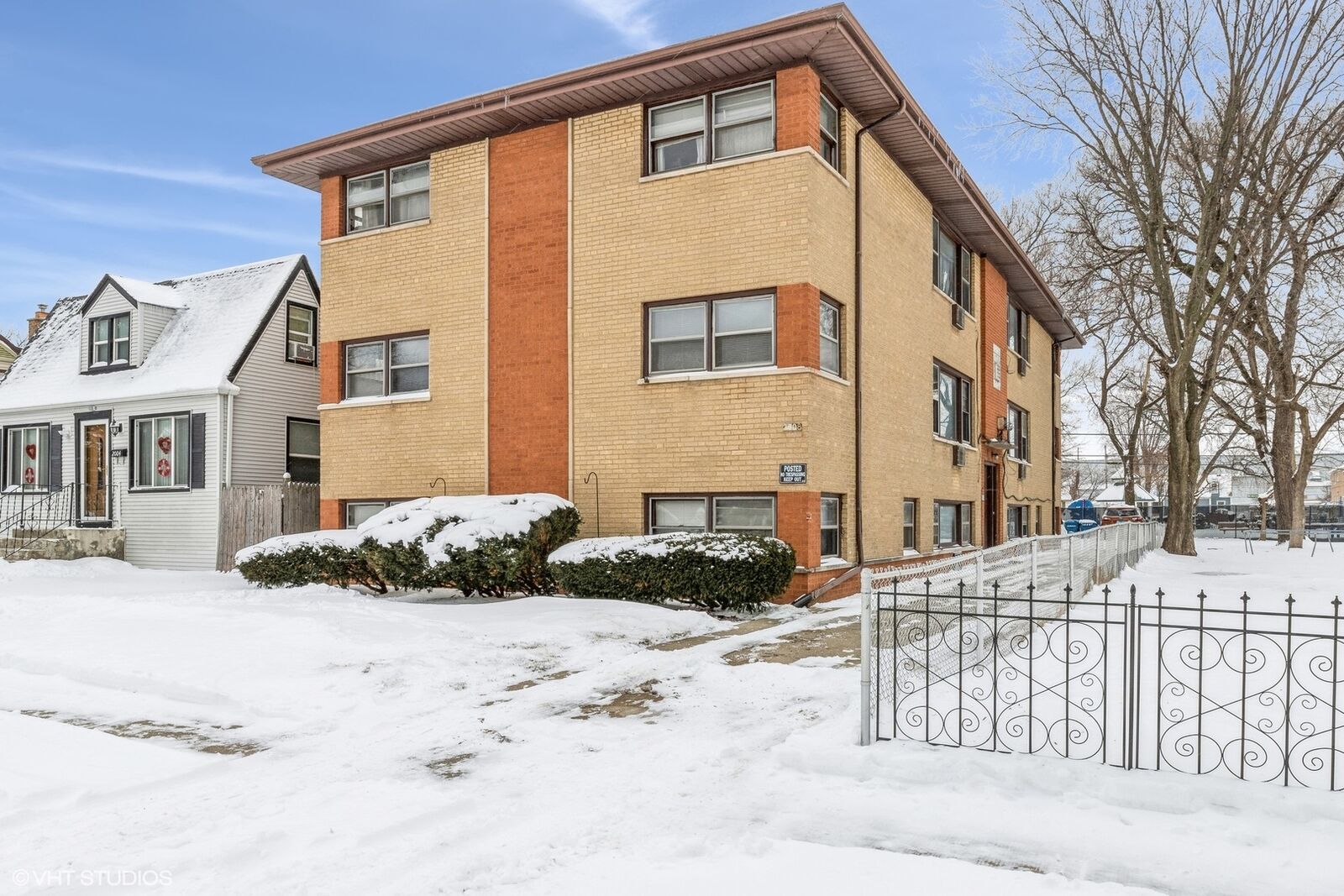 Property Photo:  2008 N 18th Avenue 6  IL 60160