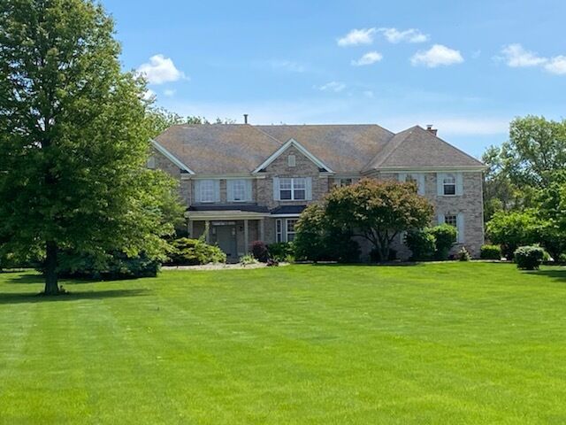 Property Photo:  509 Pond Gate Drive  IL 60010 