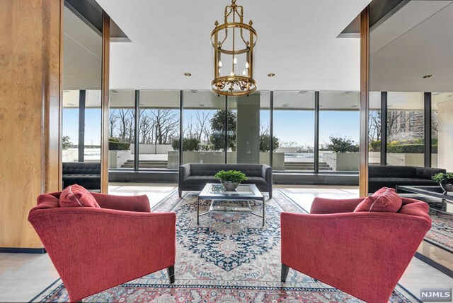 Property Photo:  1500 Palisade Avenue 18B  NJ 07024 