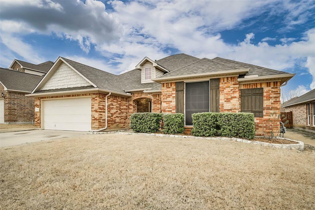 Property Photo:  515 Crownpoint Lane  TX 76002 