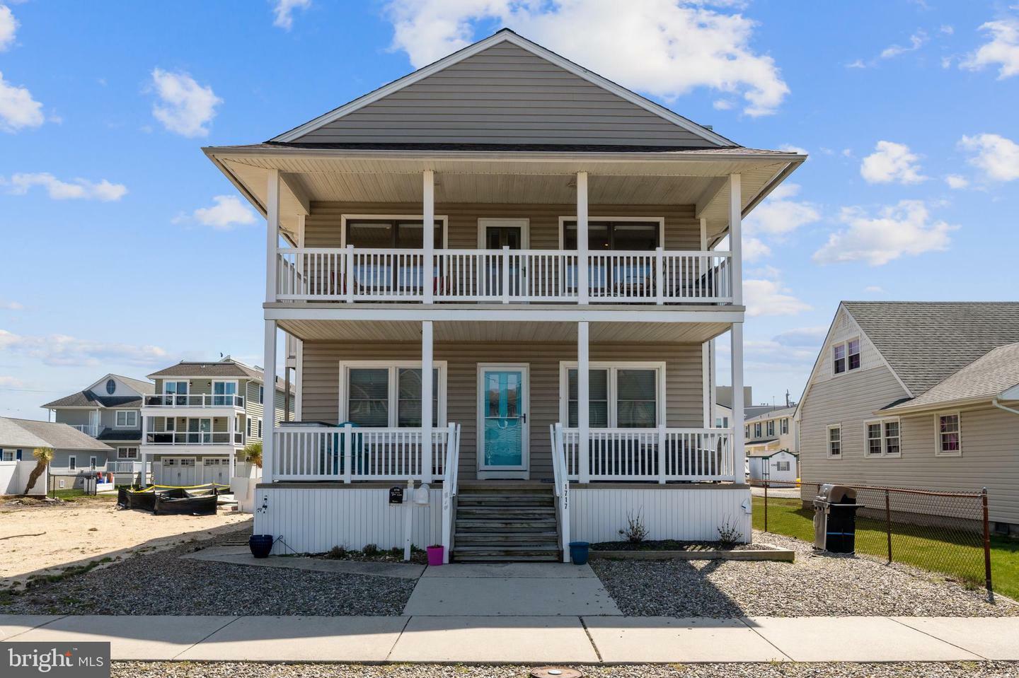 Property Photo:  1719 Bay Avenue  NJ 08226 