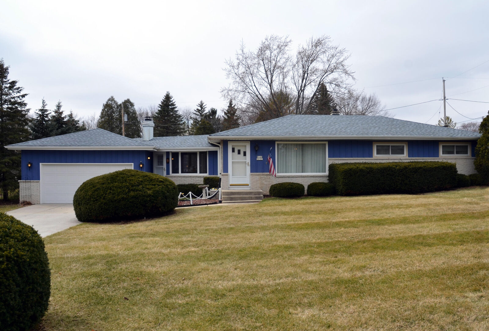 Property Photo:  W149n6183 Pocahontas Dr  WI 53051 