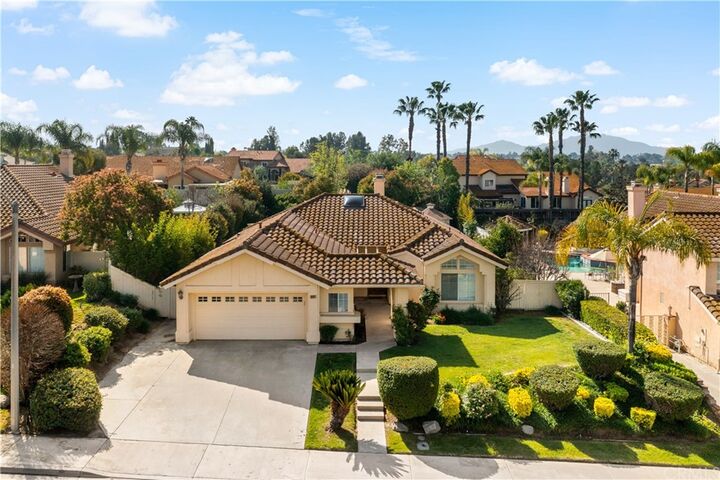 Property Photo:  30181 Corte Plata  CA 92591 