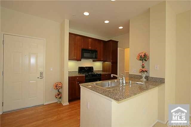 Property Photo: 1304 Scholarship CA 92612