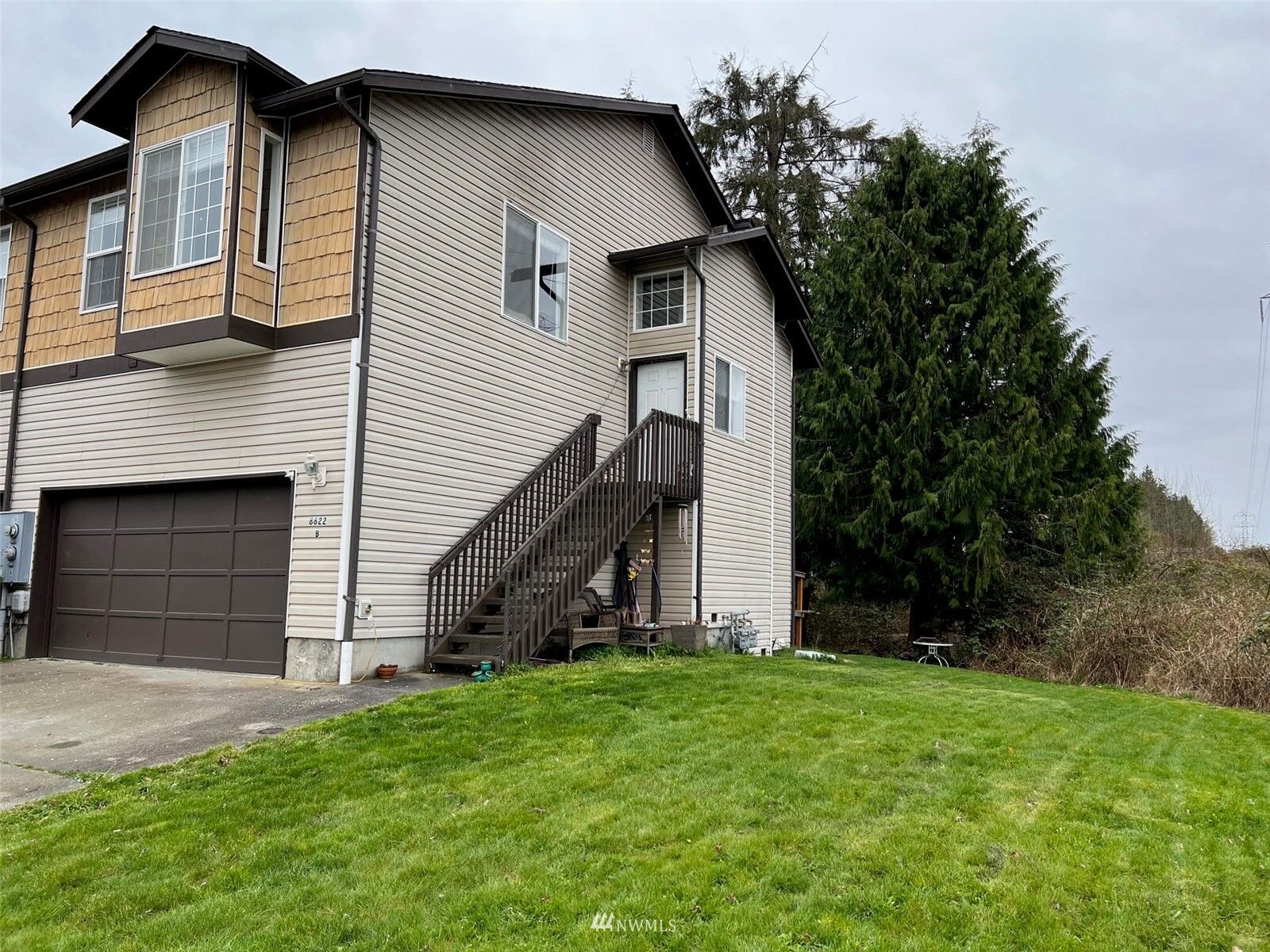 Property Photo: 8822 1st Street SE WA 98258