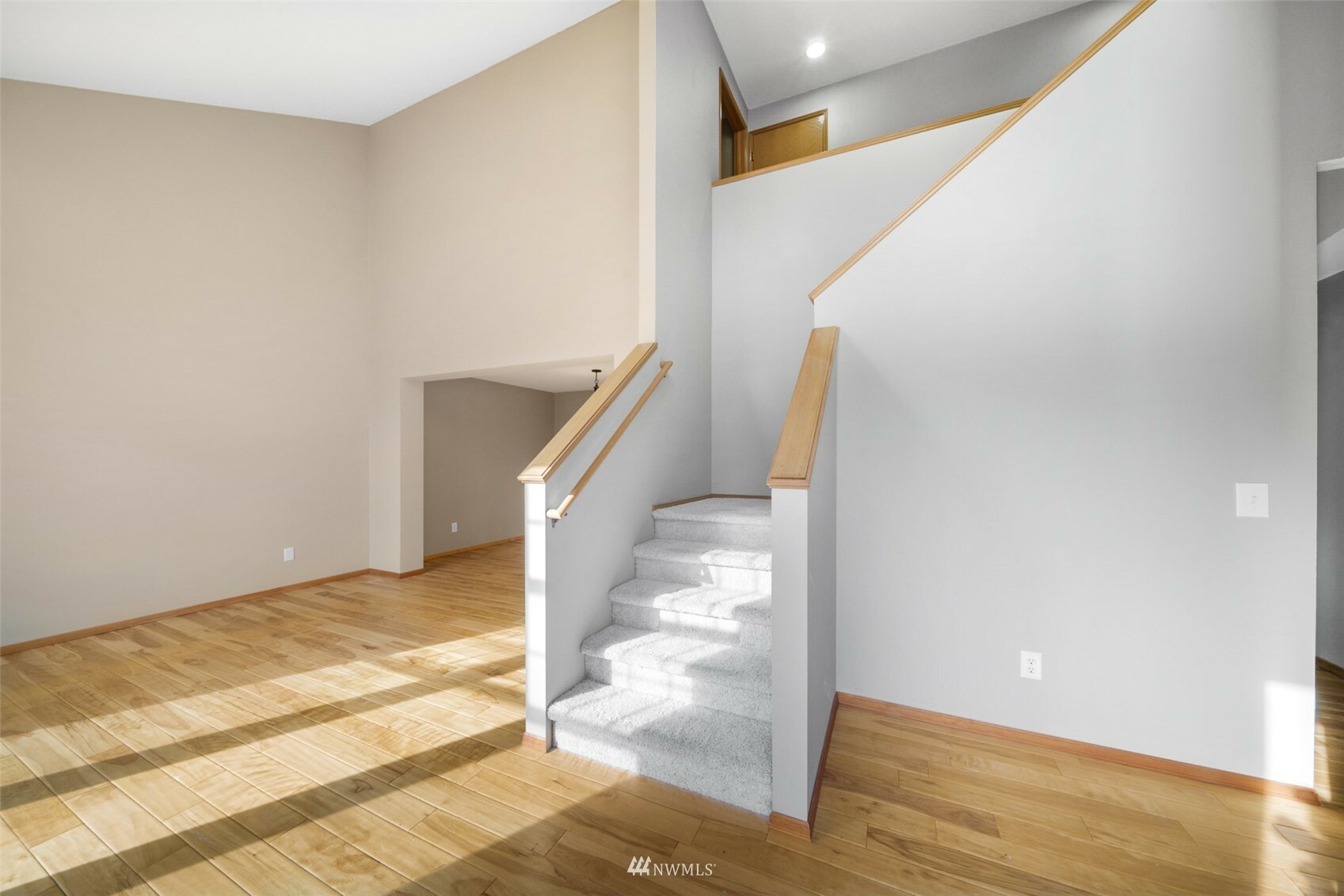 Property Photo: 16622 132nd Avenue E WA 98374